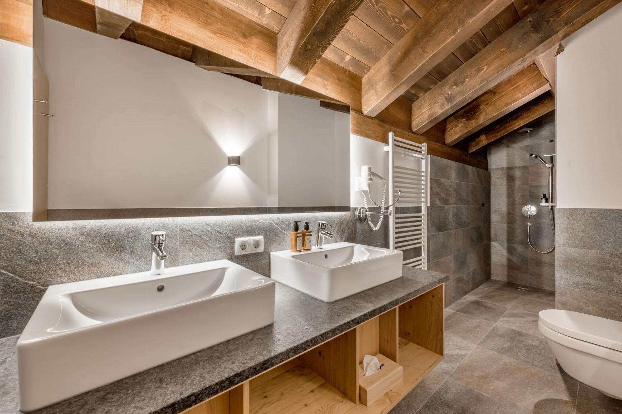 Alpenparks Hotel & Apartment Arlberg Warth Mit Pool Habitación foto