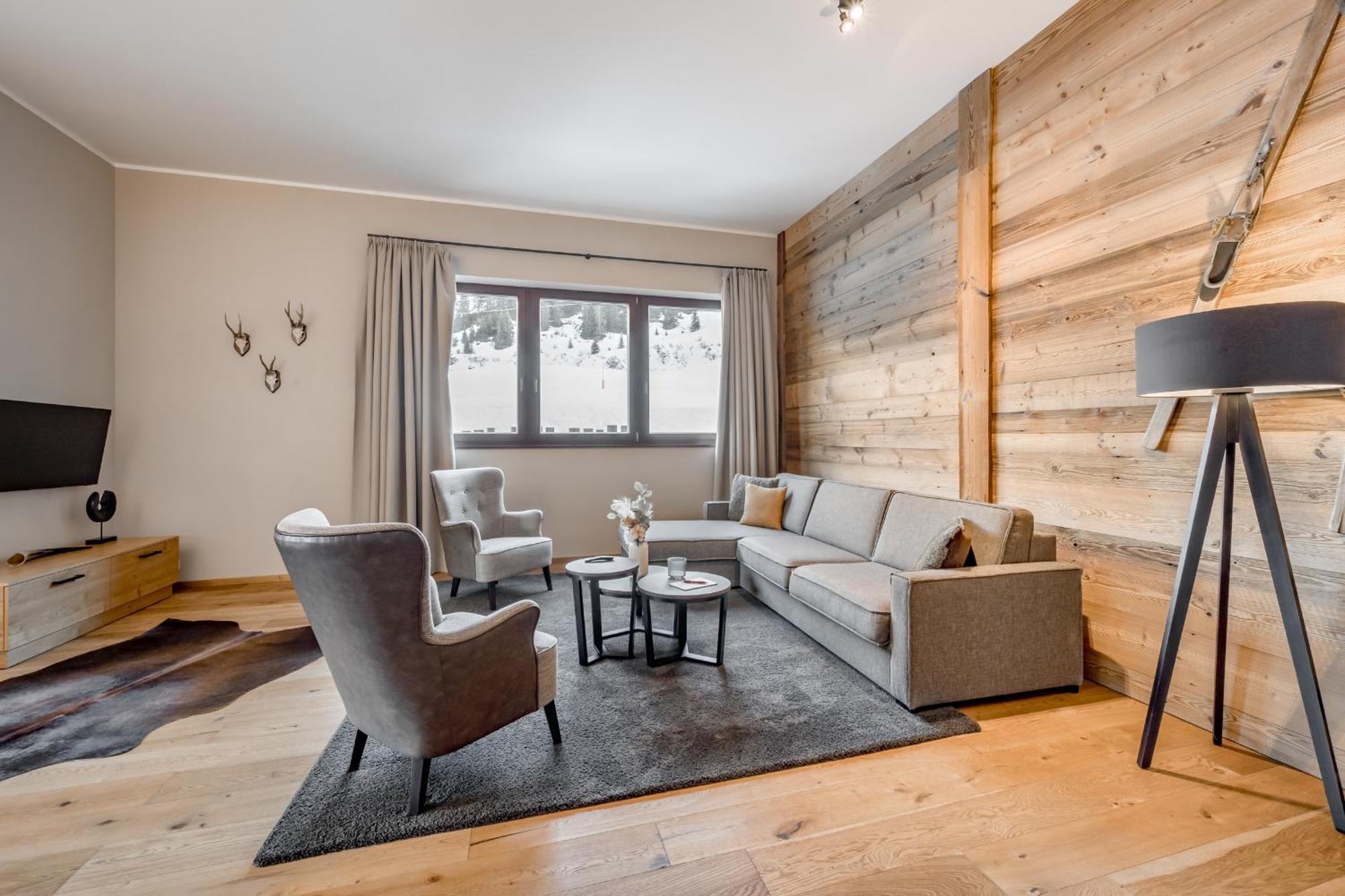 Alpenparks Hotel & Apartment Arlberg Warth Mit Pool Exterior foto